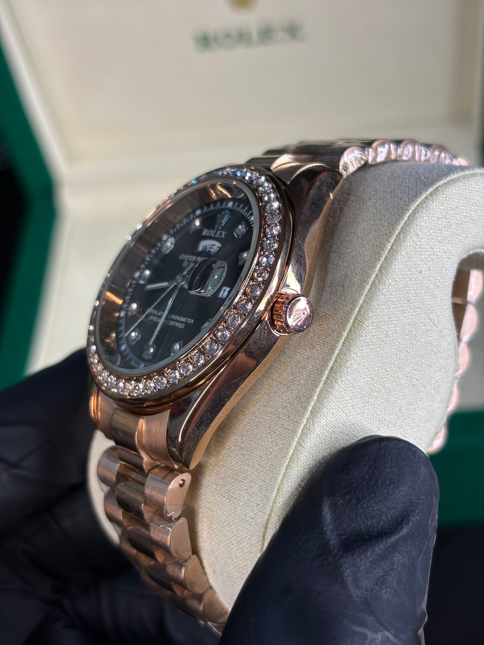 Rolex Oyster Perpetual Diamond Day-date Copper-Black Dial - Image 4