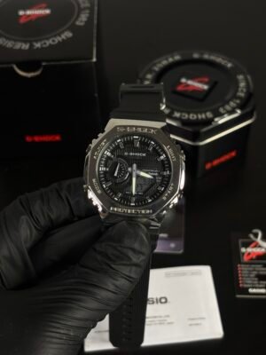 Casio G-Shock  GM2100 Black-silver dial