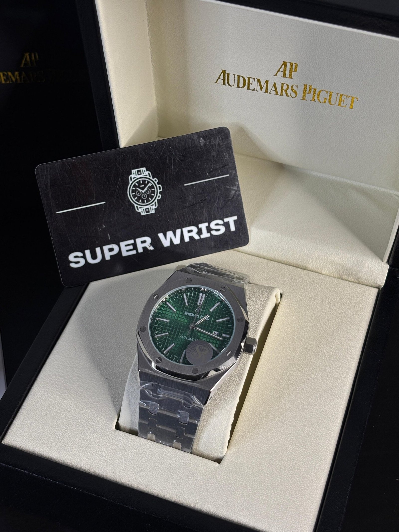 Audemars Piguet Royal Oak Silver-Green Dial - Image 2