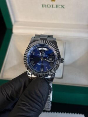 Rolex Oyster Perpetual Day Date Roman Silver-Blue Dial