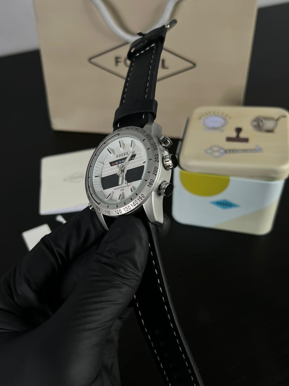 Fossil digital dual time BLACK-WHITE Dial - Image 4