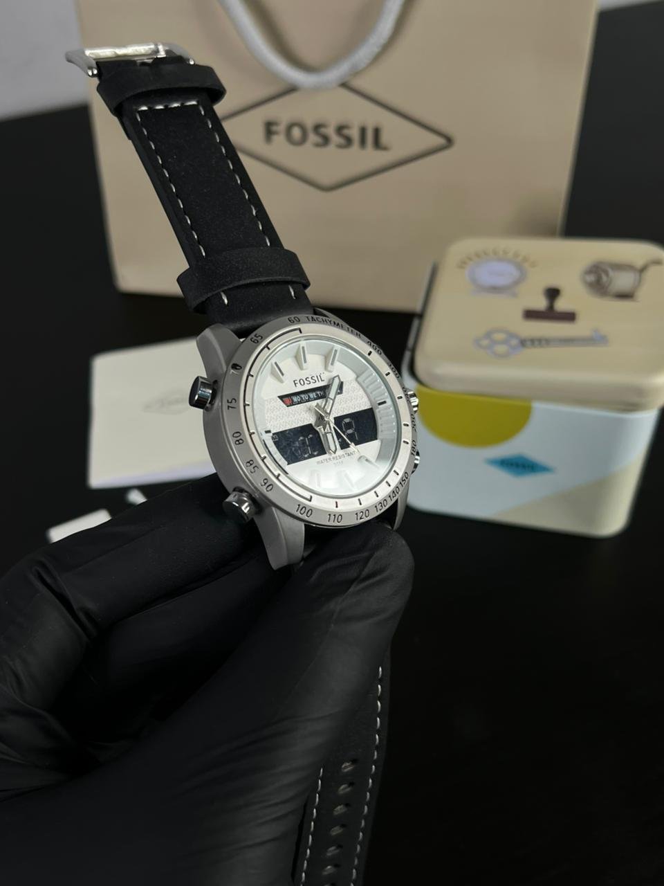 Fossil digital dual time BLACK-WHITE Dial - Image 3