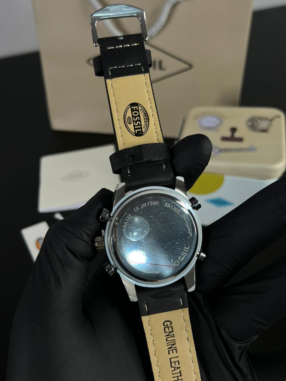 Fossil digital dual time BLACK-WHITE Dial - Image 5
