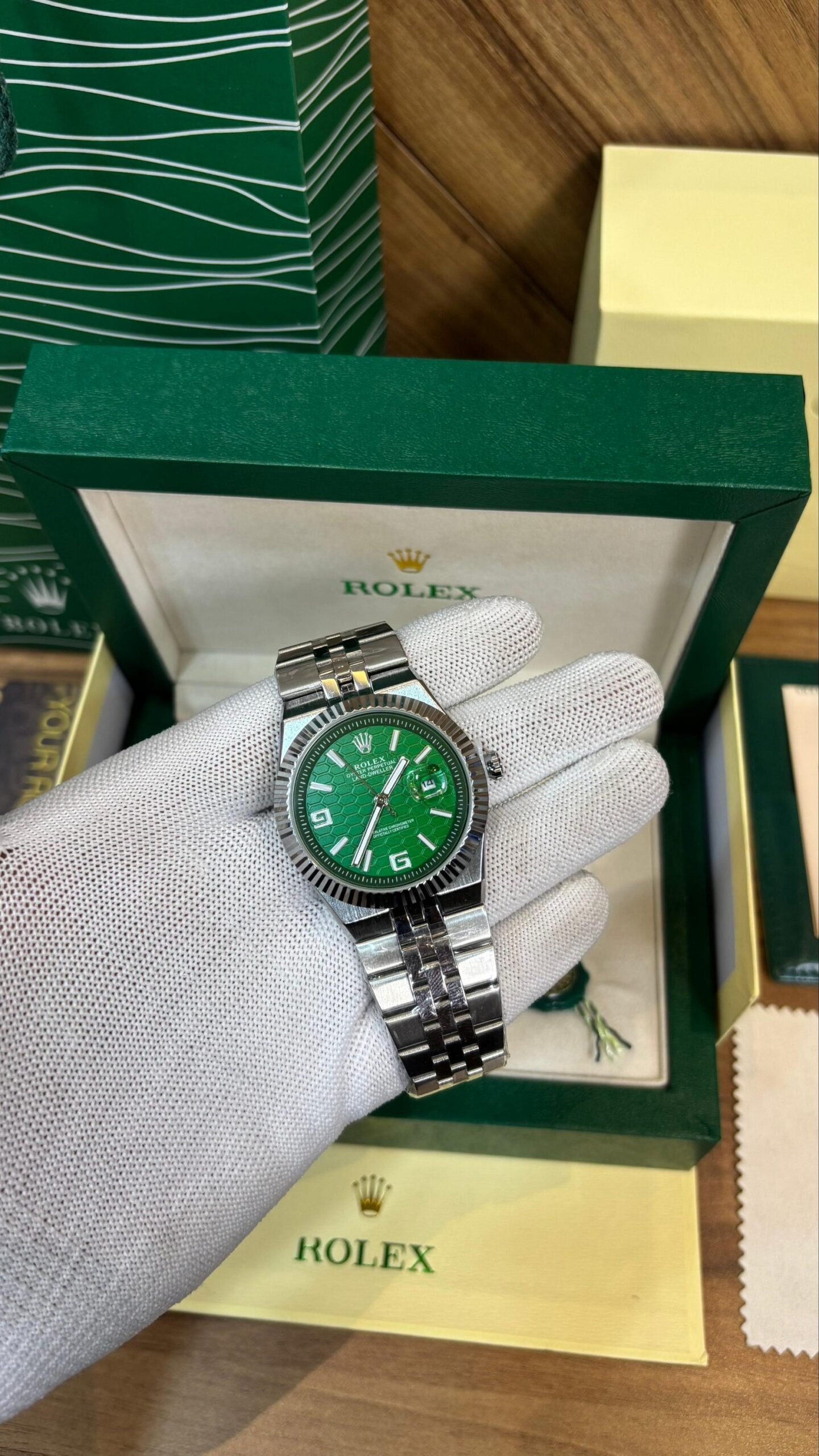 ROLEX OYESTER PERPETUAL LAND DWELLER SILVER GREEN DIAL - Image 5